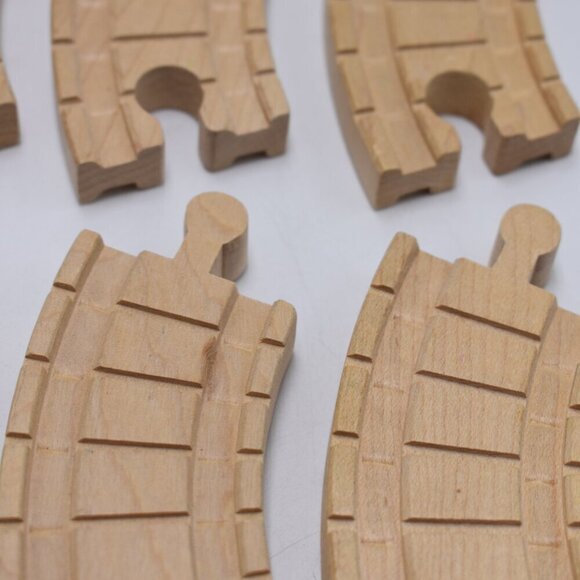 Lot of 10 Clickity Clack 4" Curved Switch Thomas & Friends Wooden Railway Train - Picture 6 of 12